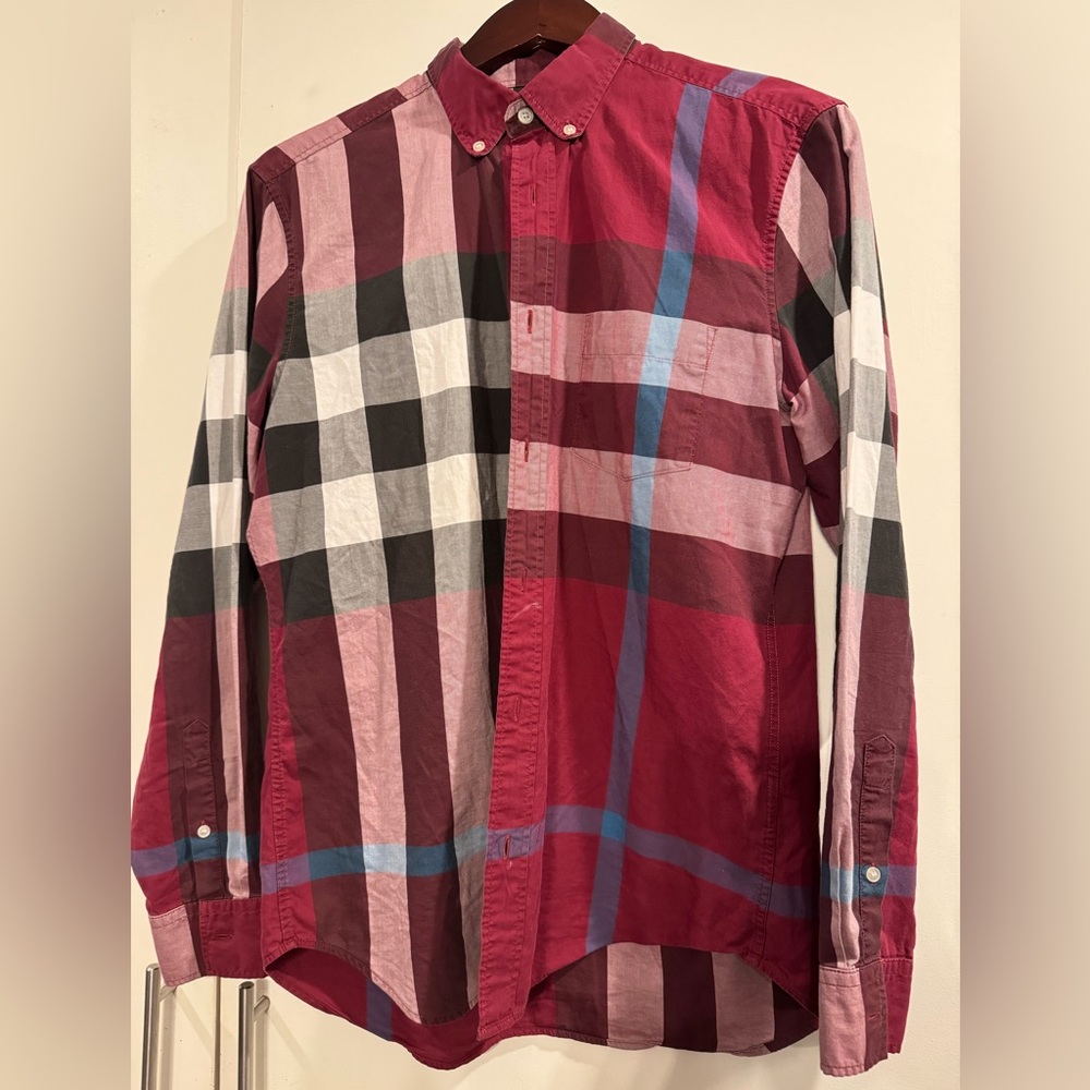 Mens Unique Burberry shirt Medium